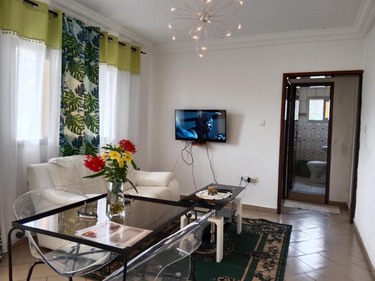 Residence Hoteliere L'Oceane Kribi Bagian luar foto